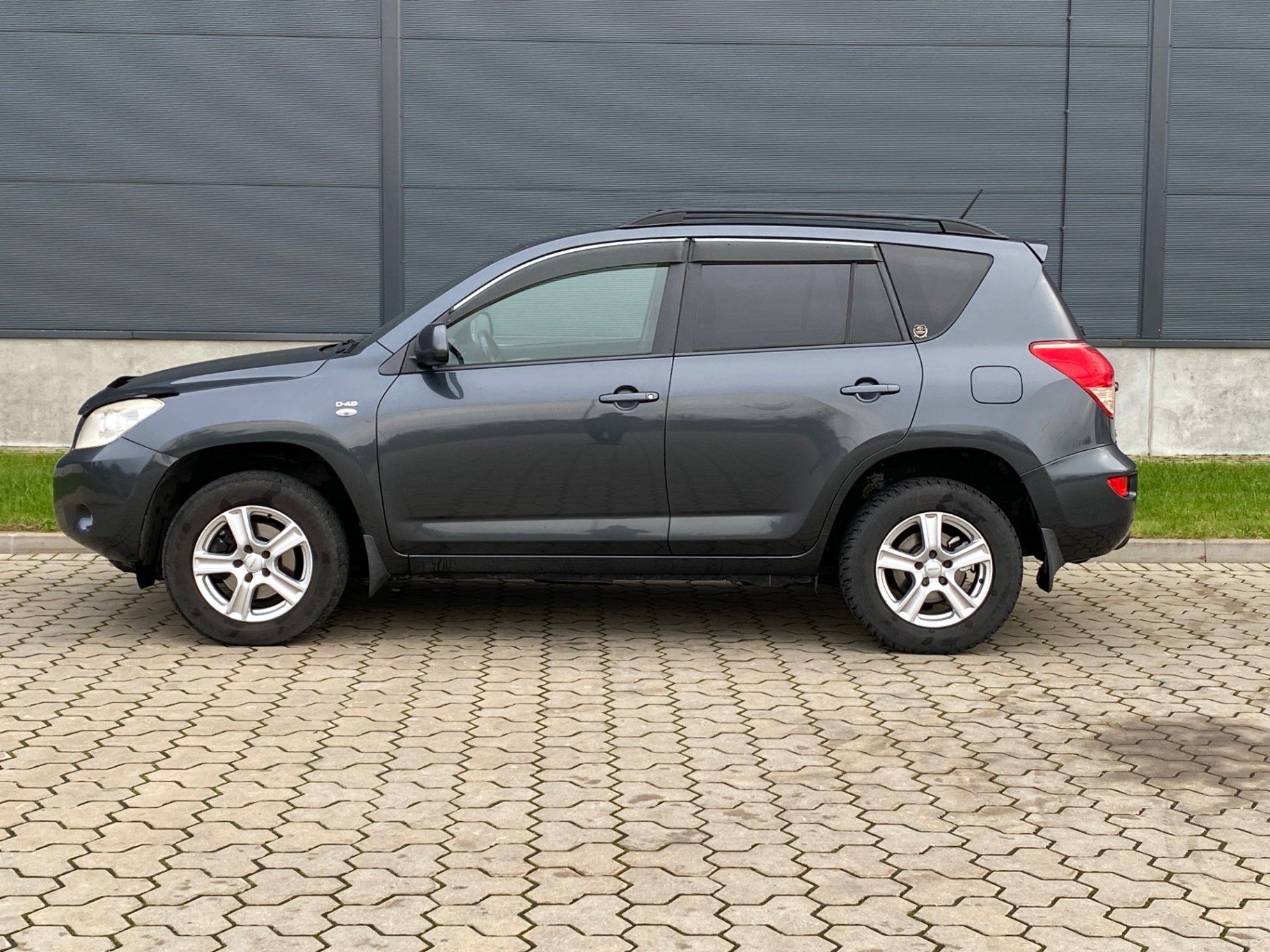 Toyota RAV4 2009 – 8. foto