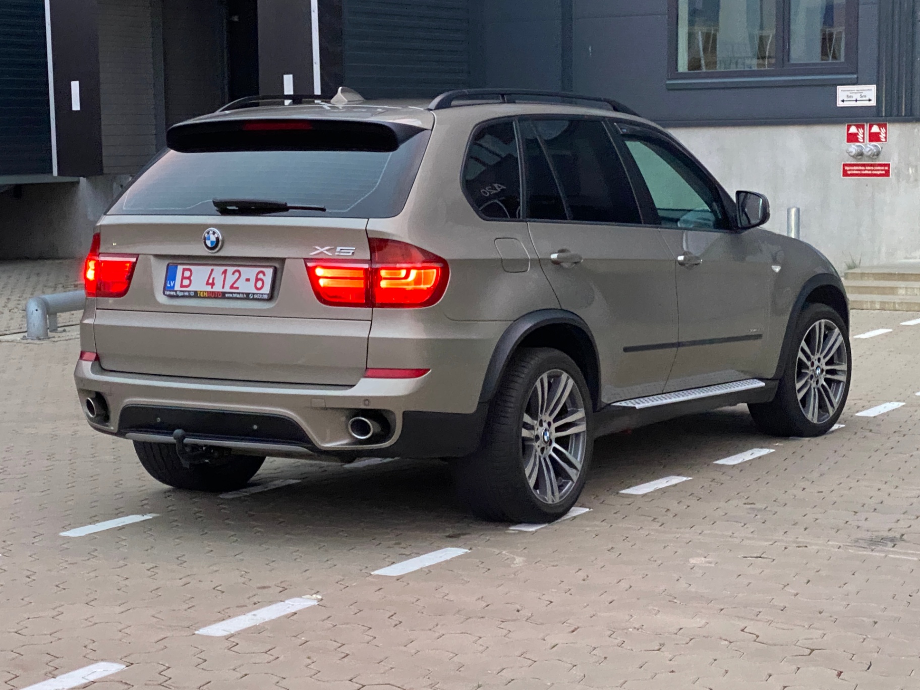 BMW X5 2010 – 7. foto
