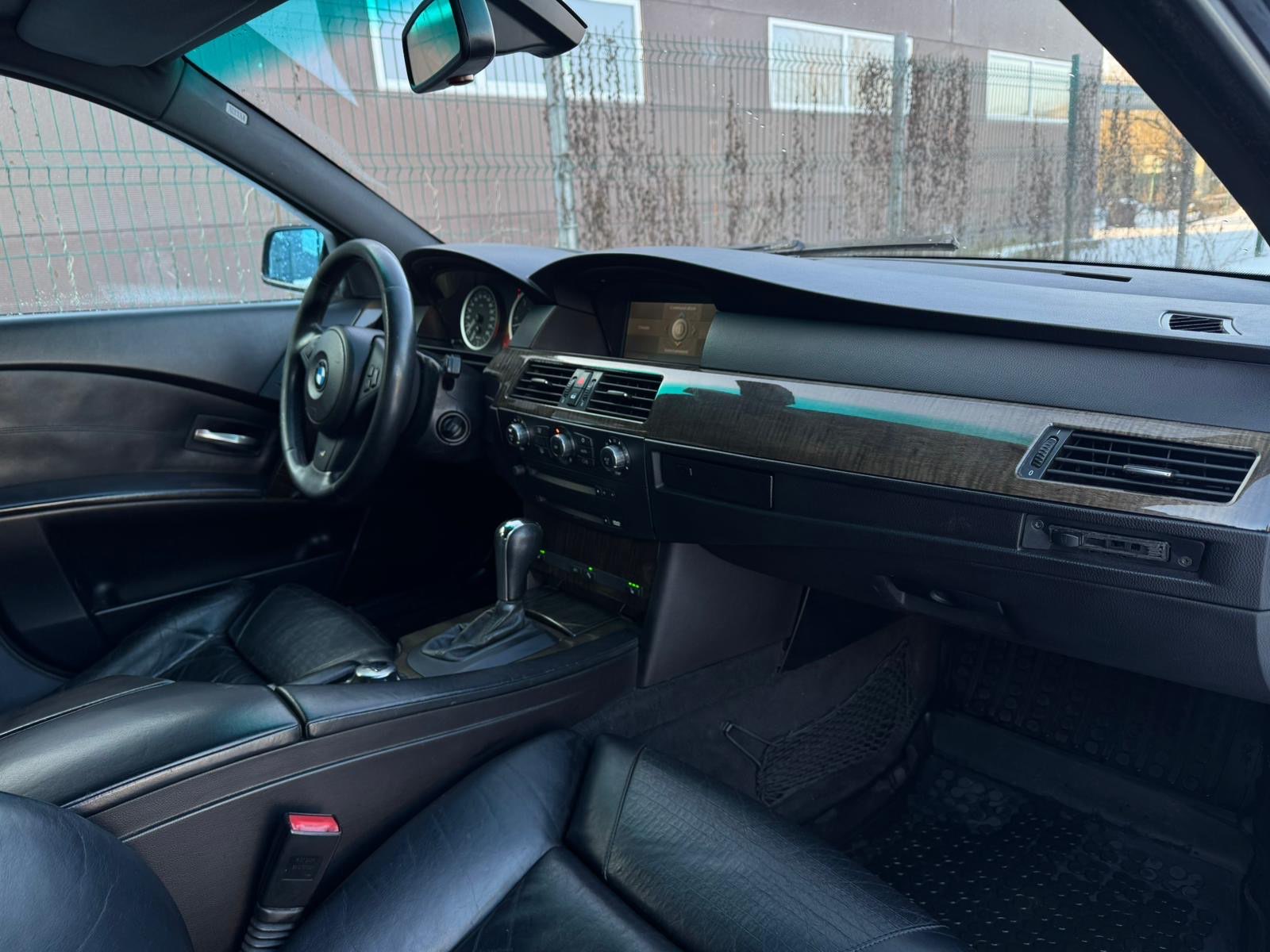 BMW 5 Series 2005 – 7. foto