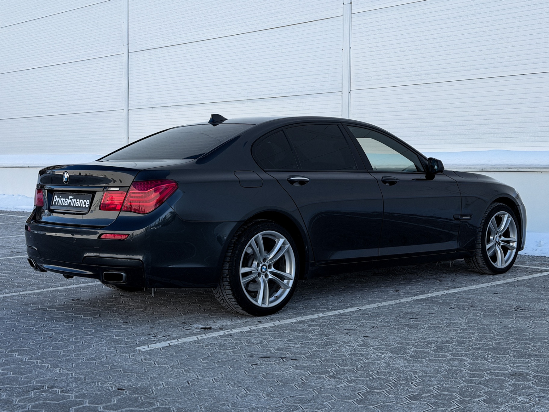 BMW 7 Series 2011 – 2. foto