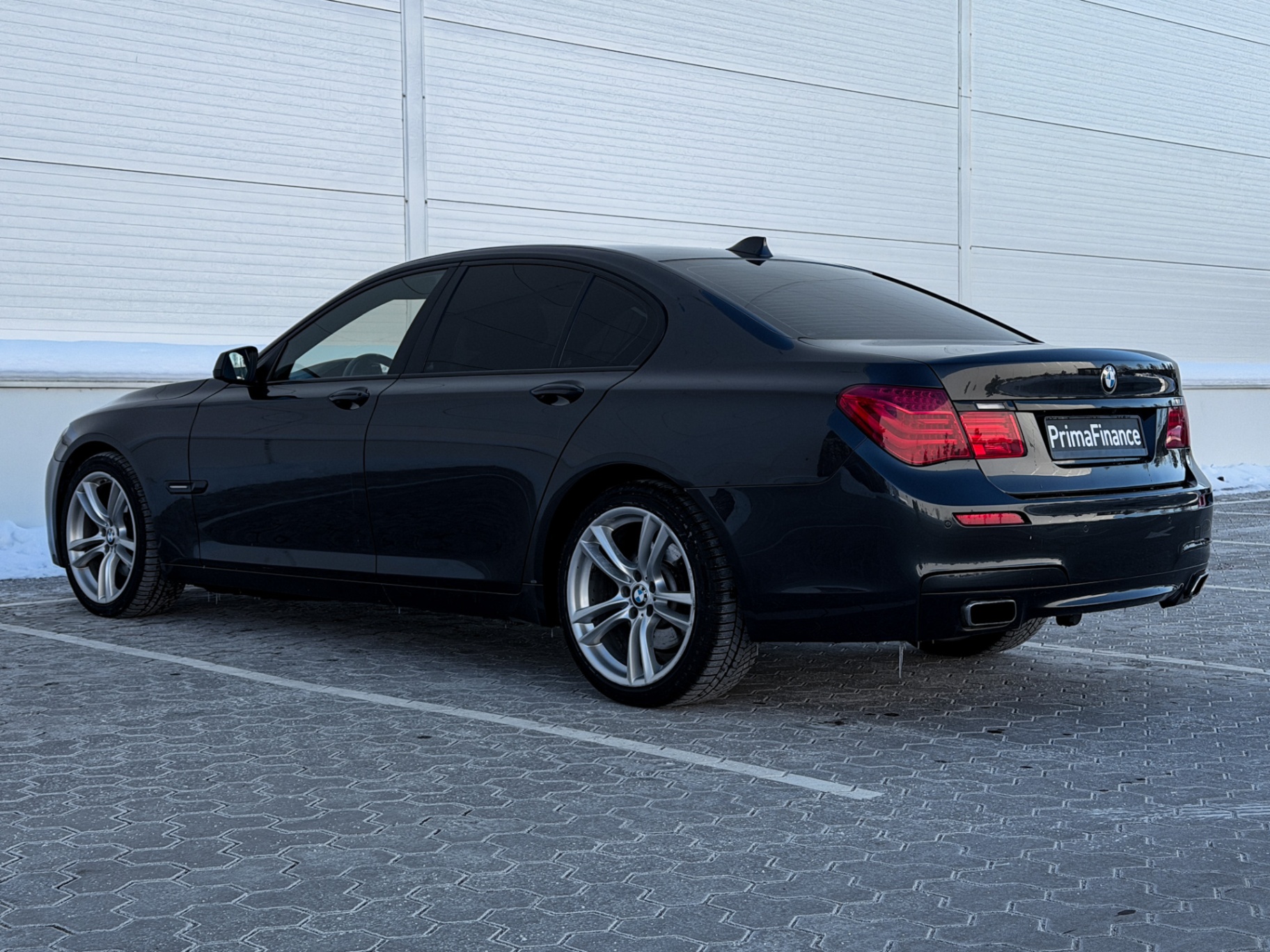 BMW 7 Series 2011 – 4. foto