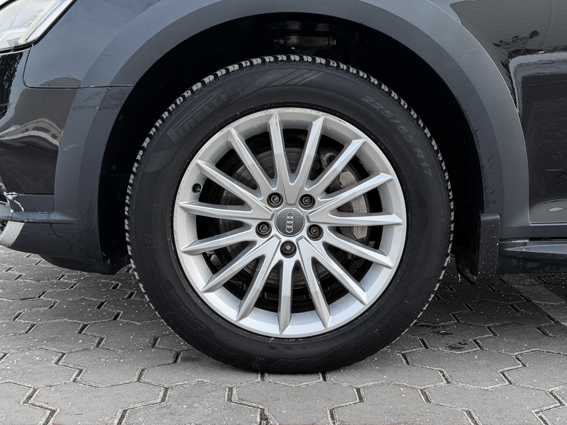 Audi A4 2017 – 12. foto