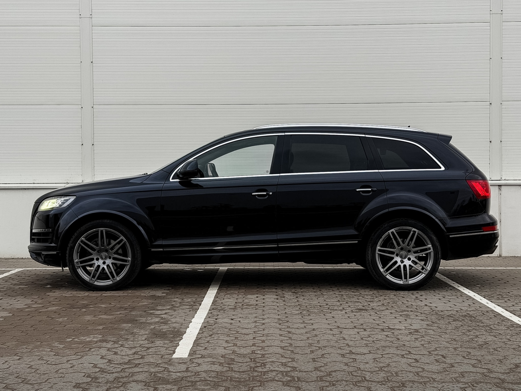 Audi Q7 2009 – 9. foto