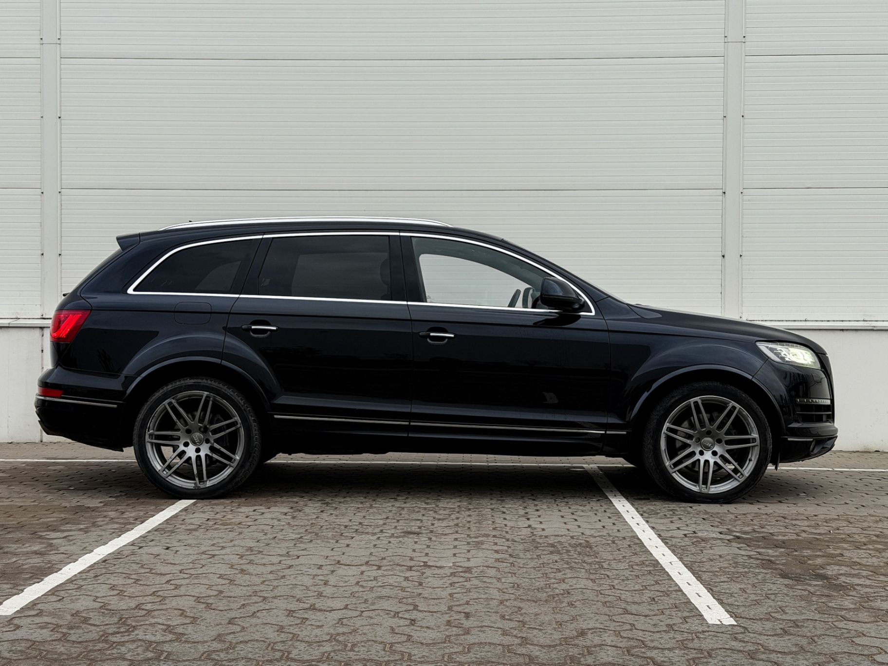 Audi Q7 2009 – 10. foto