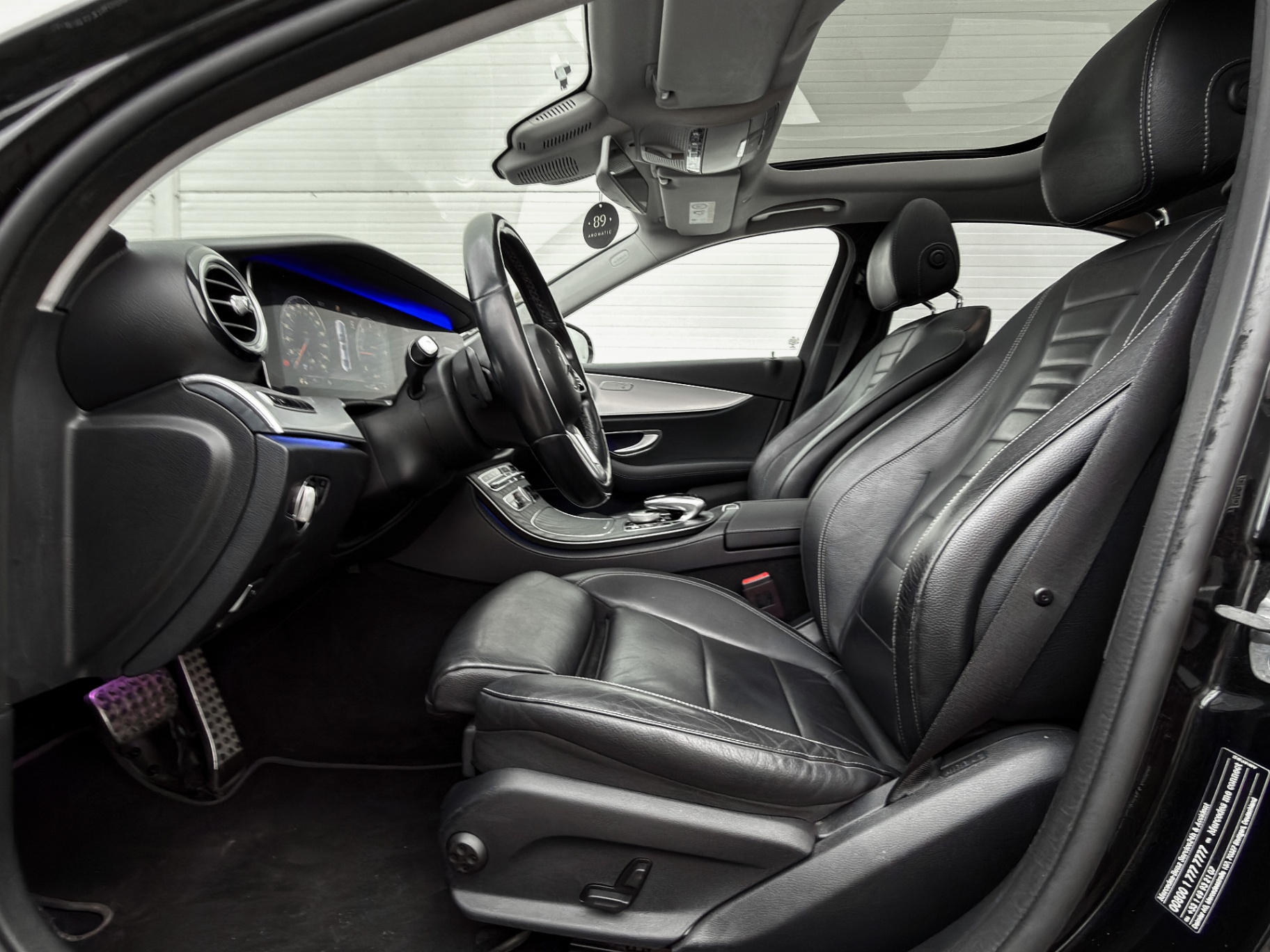 Mercedes-Benz E220 2019 – 11. foto