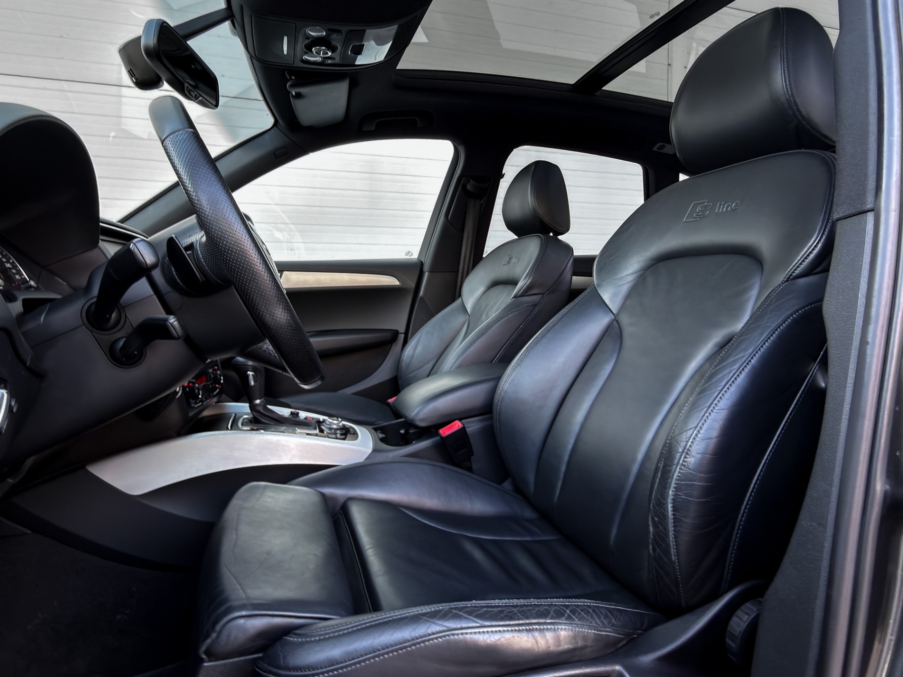 Audi Q5 2011 – 12. foto