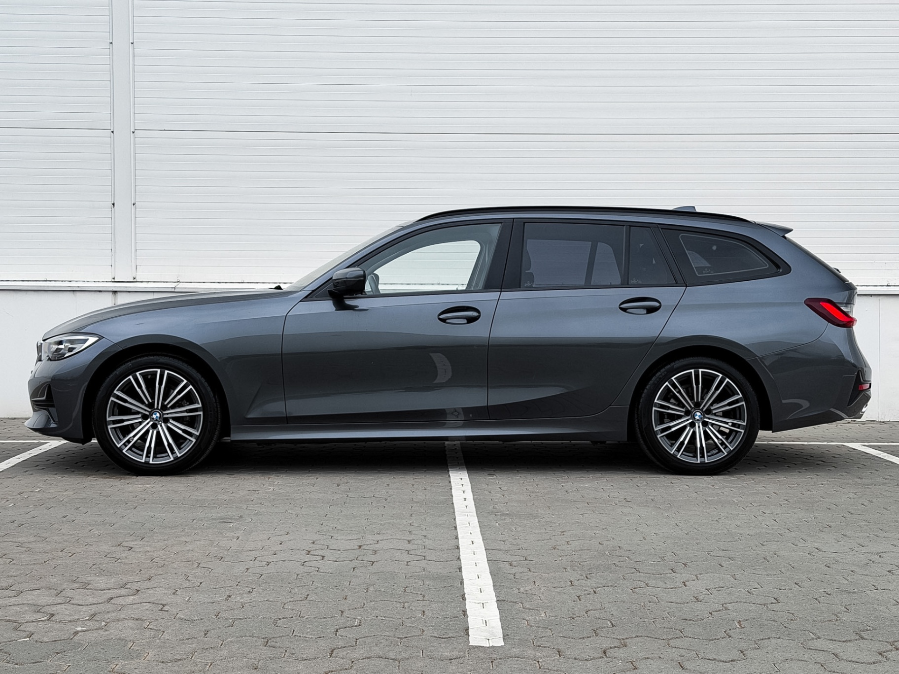 BMW 320d 2022 – 10. foto