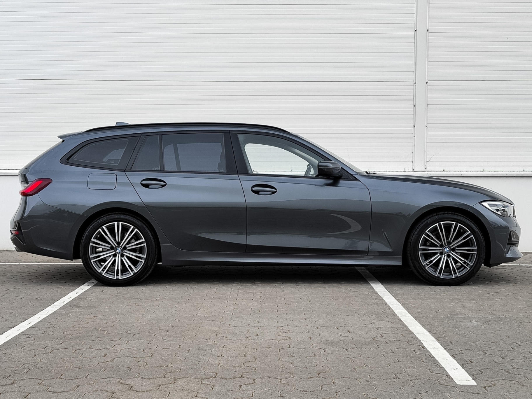 BMW 320d 2022 – 11. foto