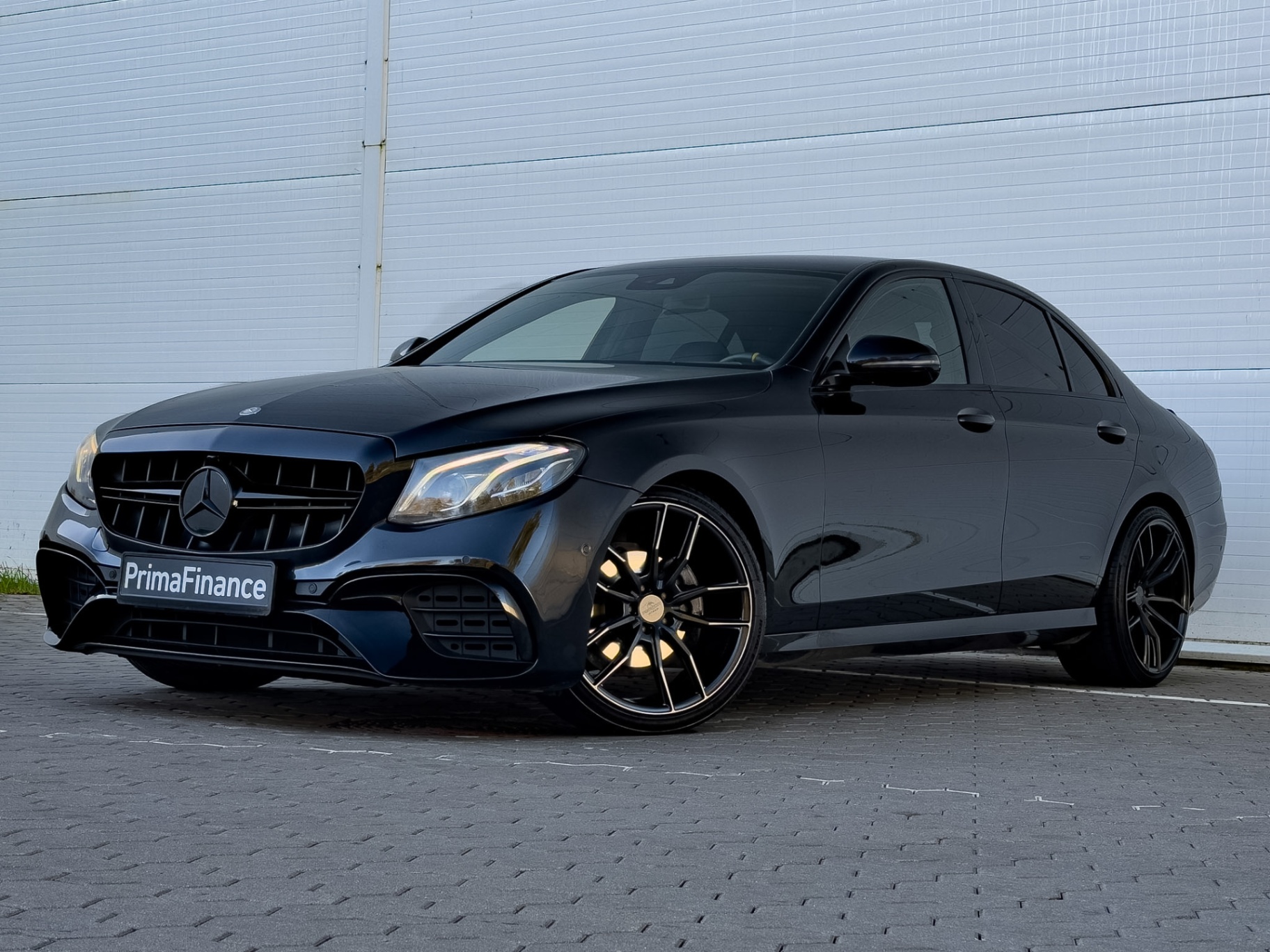 Mercedes-Benz E-Class E220 D 2017 — lietots auto pārdošanā PrimaFinance