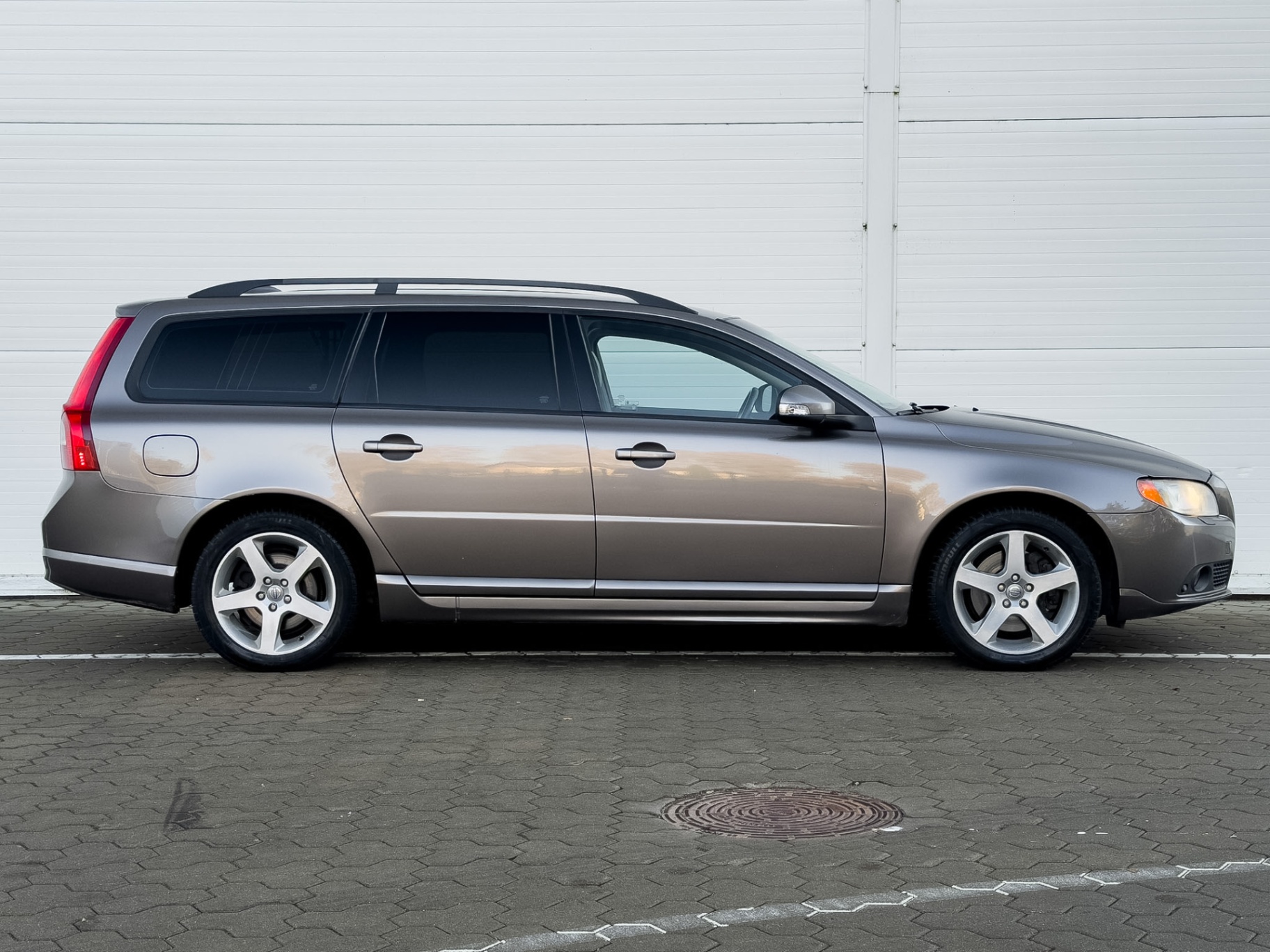 Volvo V70 2.4 D 2007 – 4. foto