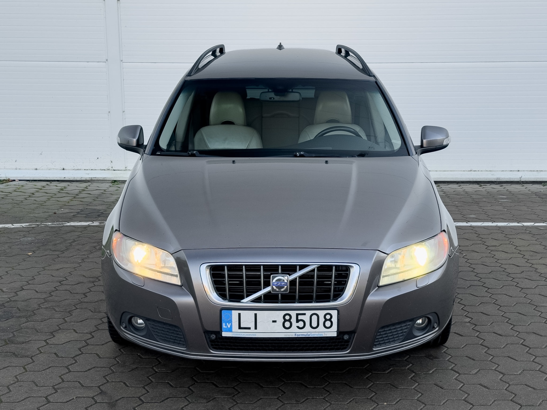 Volvo V70 2.4 D 2007 – 6. foto