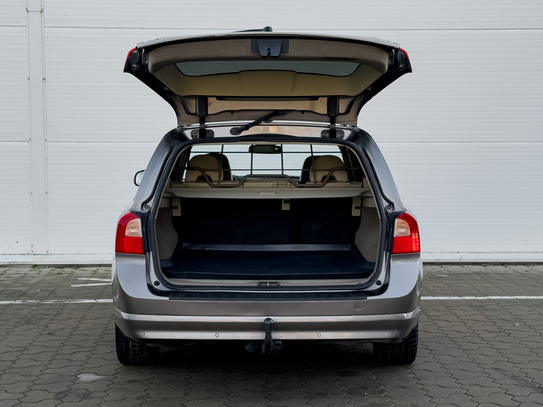Volvo V70 2.4 D 2007 – 8. foto